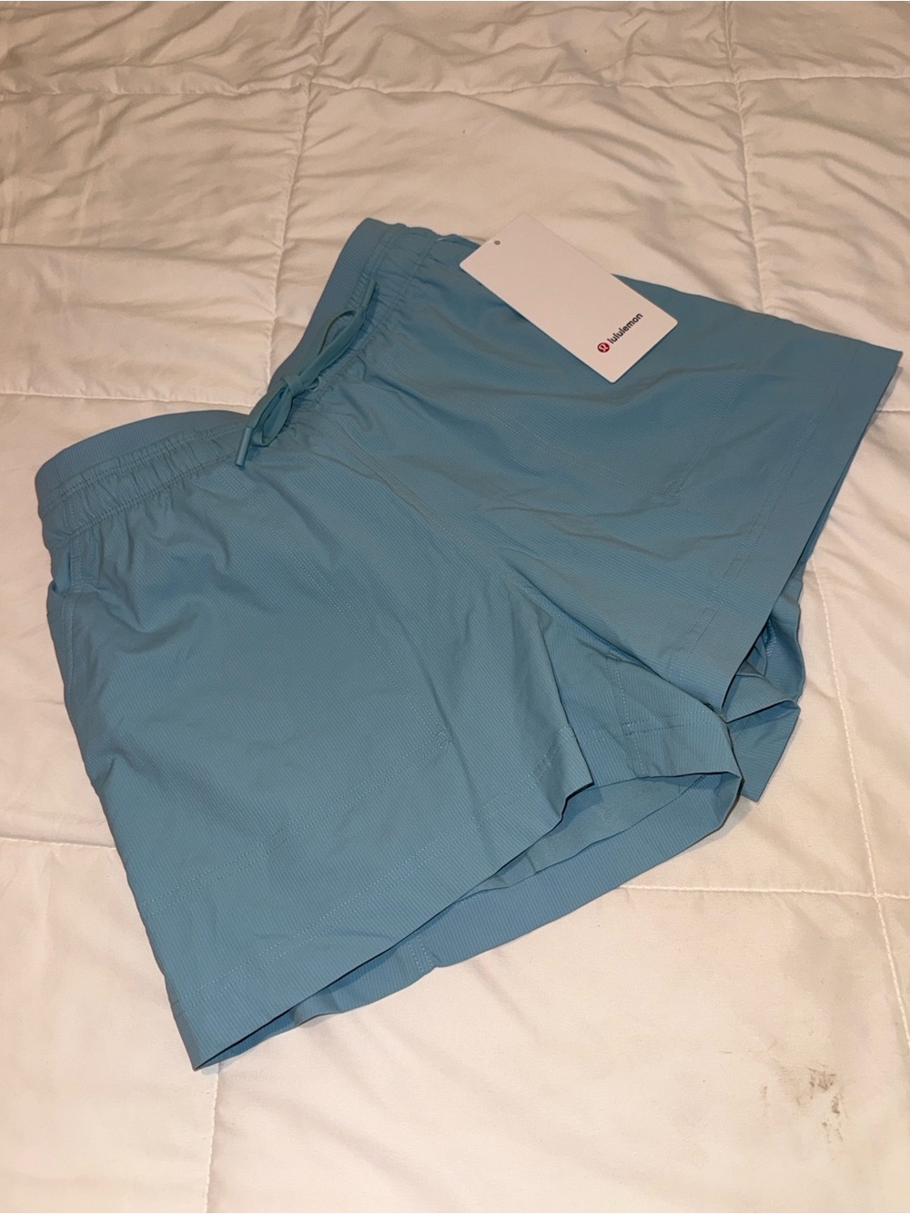 Lululemon Women’s Seafoam Dance Studio Relaxed Shorts. 3.5”. Size XS